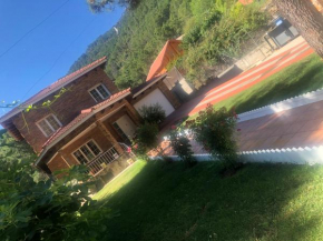 CHALET EN EL CORAZÓN DE LA SIERRA DE GREDOS, PINAR DE LA ATALAYA-TIEMBLO